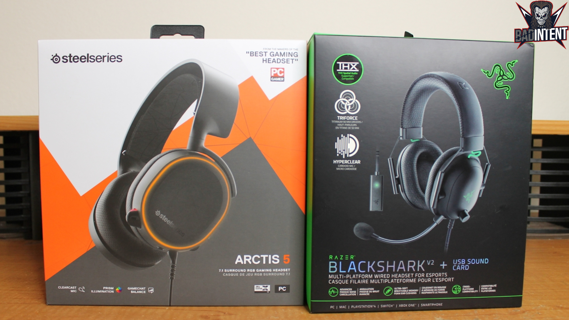 SteelSeries Arctis 5 vs Razer 
